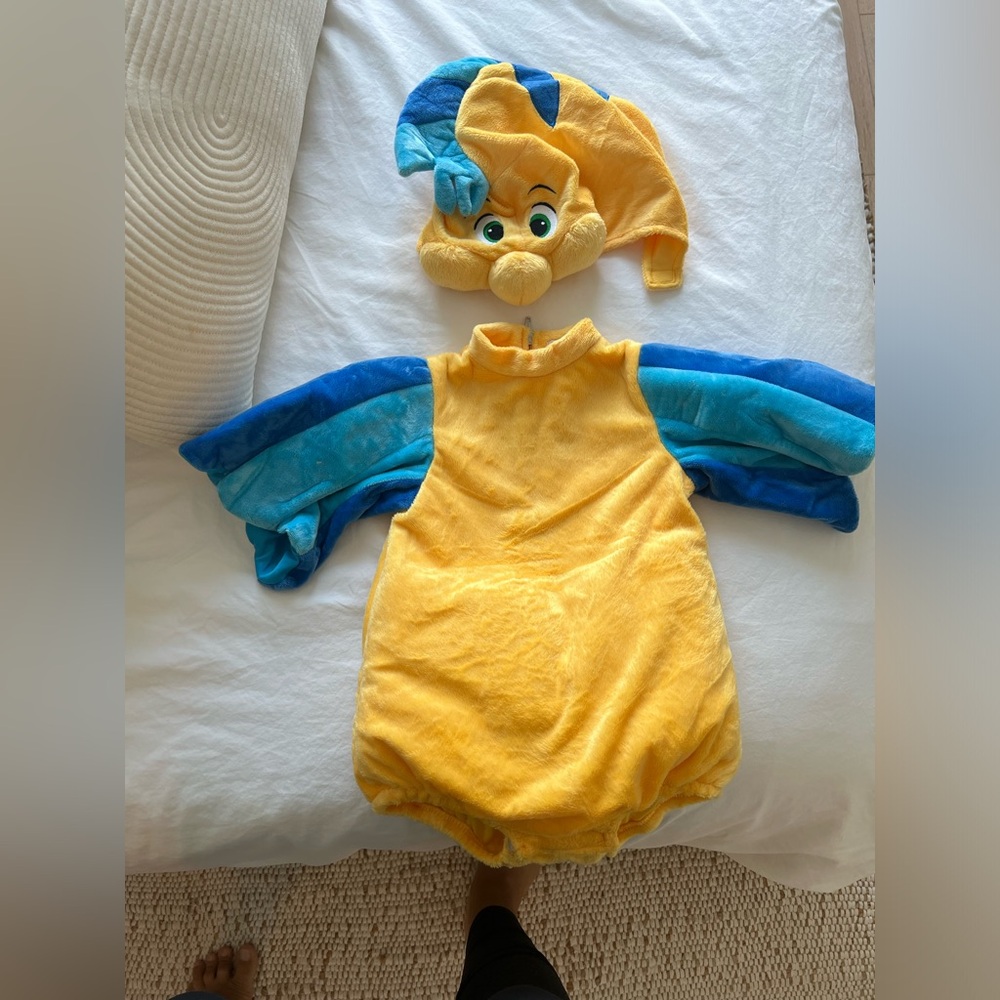 Brand new Disney Guppy Halloween costume